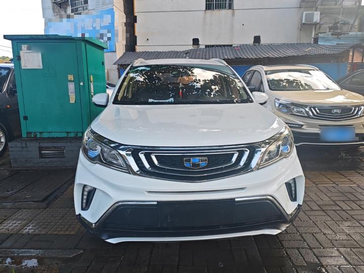 Vision X3 2017 1.5L MT Elite photo 2