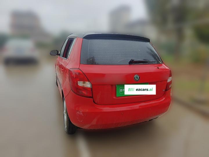 Fabia 2011 1.6L AT photo 4