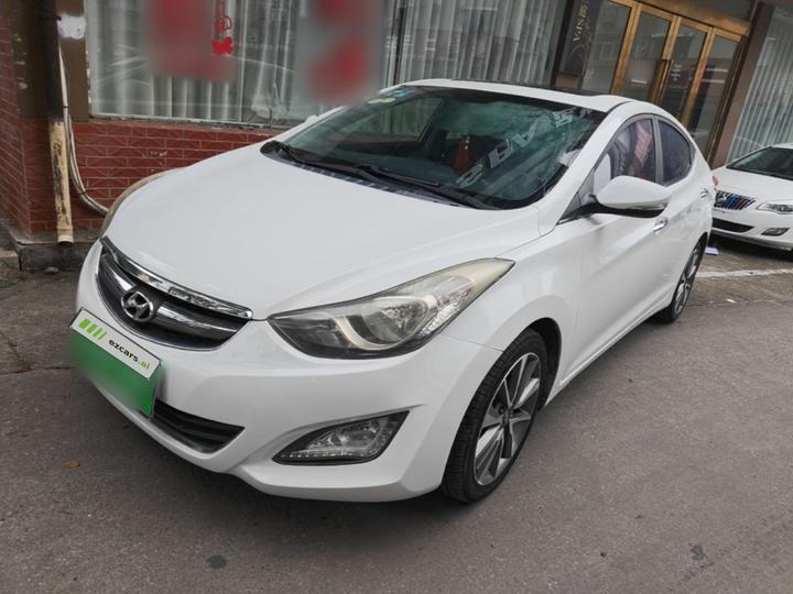 Elantra 2015 1.6L AT Premium