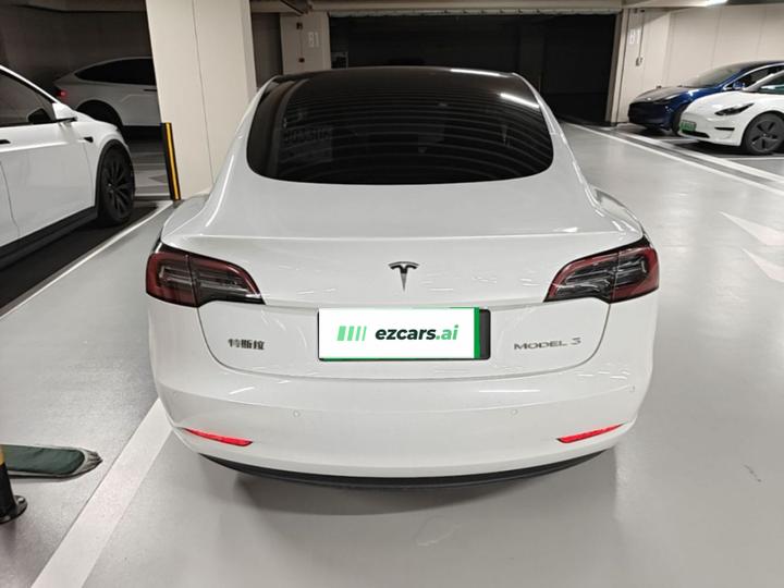 Model 3 2022 RWD photo 3