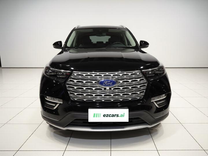 Explorer 2020 EcoBoost 285 AWD Titanium 7-Seater photo 2