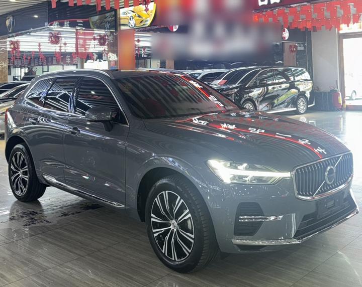 XC60 2022 B5 AWD Luxury photo 2