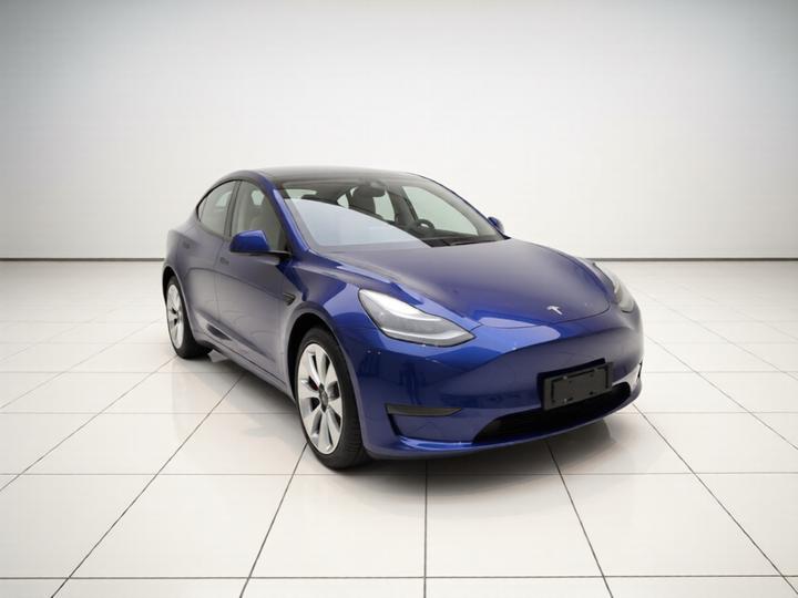Model Y 2022 Long Range AWD photo 3