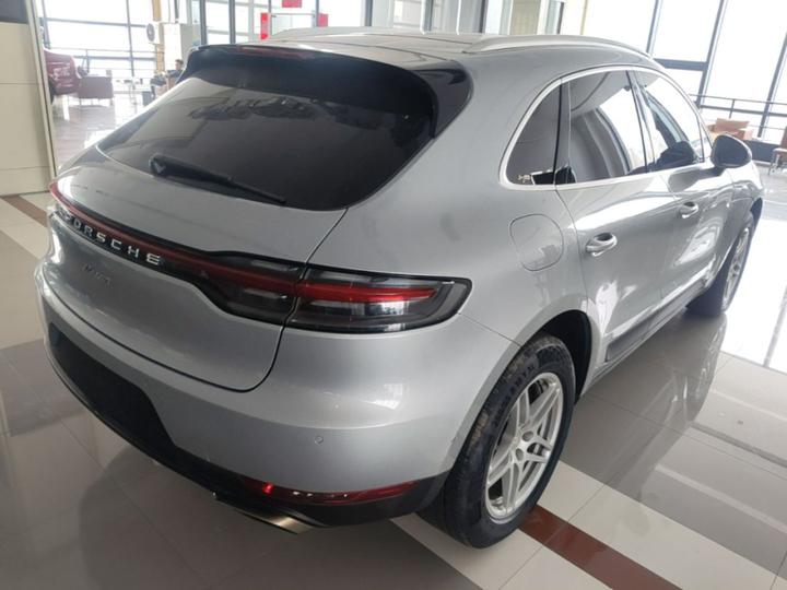 2020 Macan 2.0T photo 4