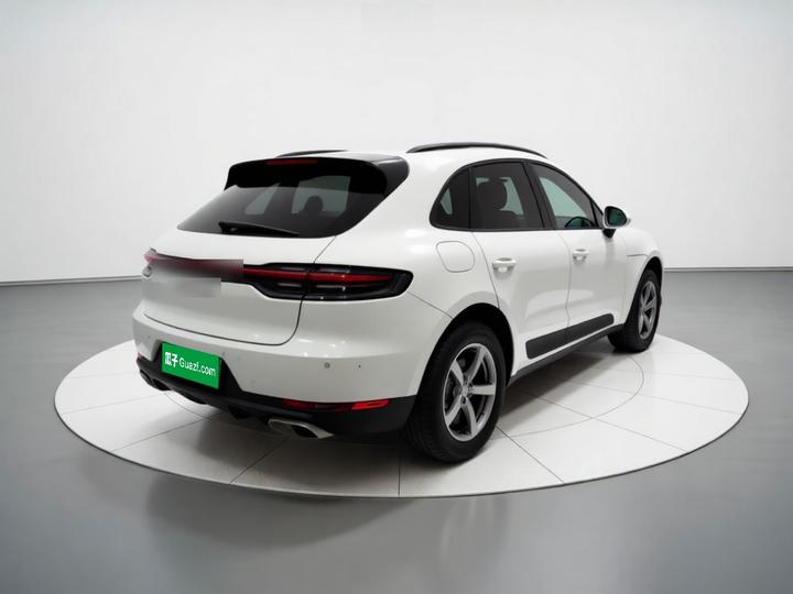 2020 Macan 2.0T photo 6