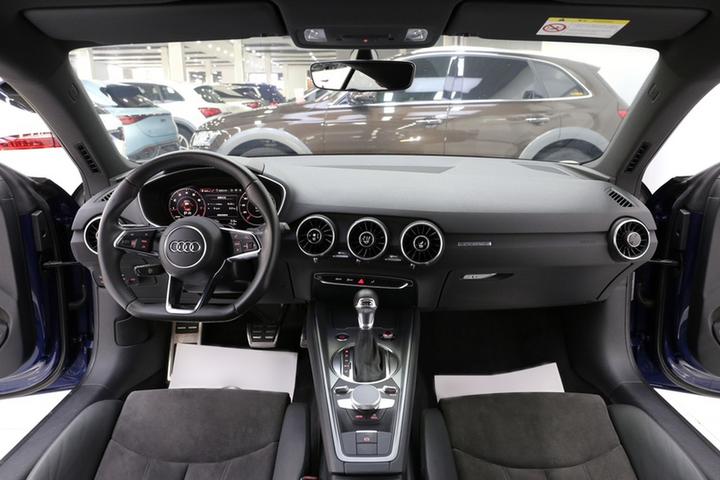 TT 2015 TT Coupe 45 TFSI quattro photo 5