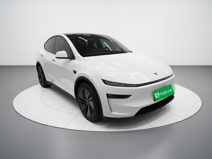 Model Y 2026 RWD photo 3