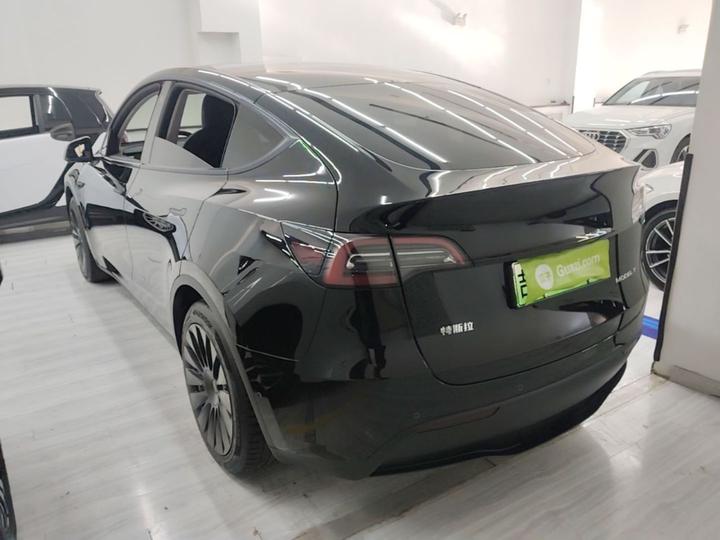 Model Y 2022 Facelift RWD photo 4