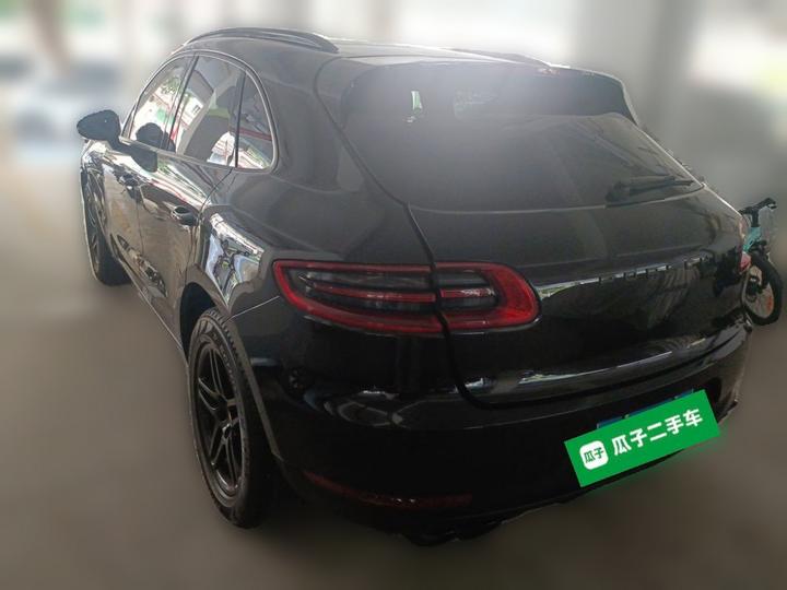 2016 Macan 2.0T photo 4