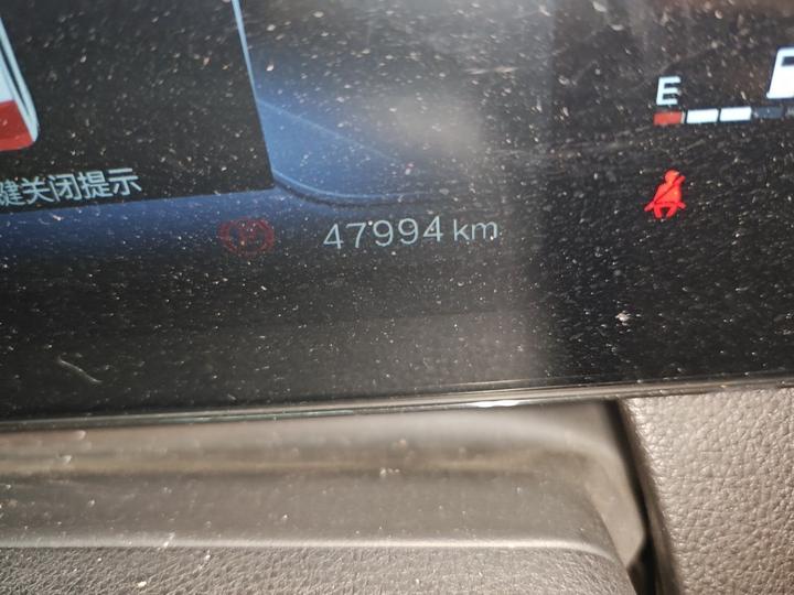 Bestune B70 2023 3rd Gen 1.5T AT photo 2