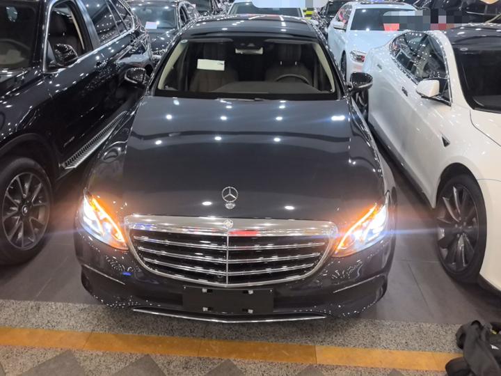 E-Class 2016 E 300 L Luxury photo 2