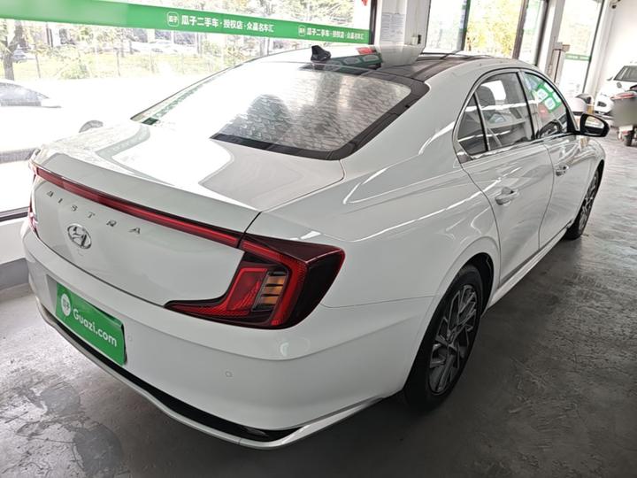 Mistra 2021 1.8L CVT GLX Elite photo 4