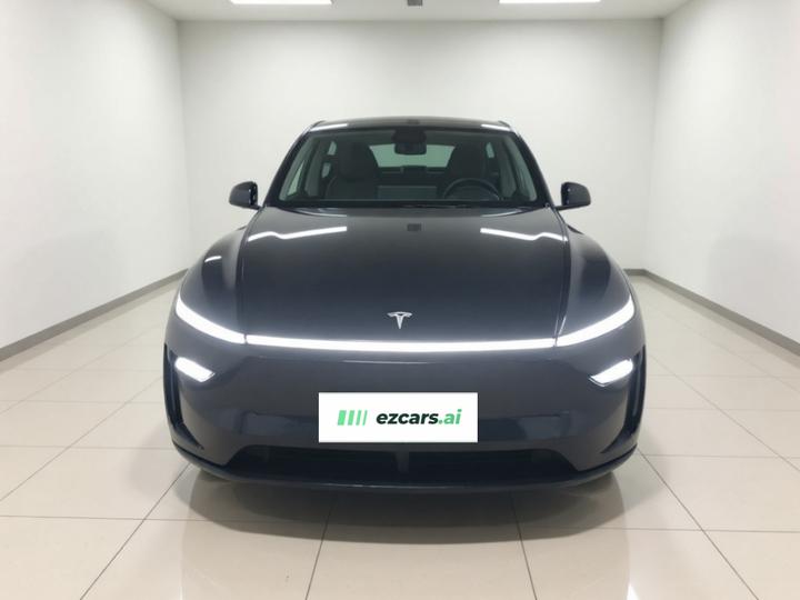 Model Y 2025 RWD photo 2