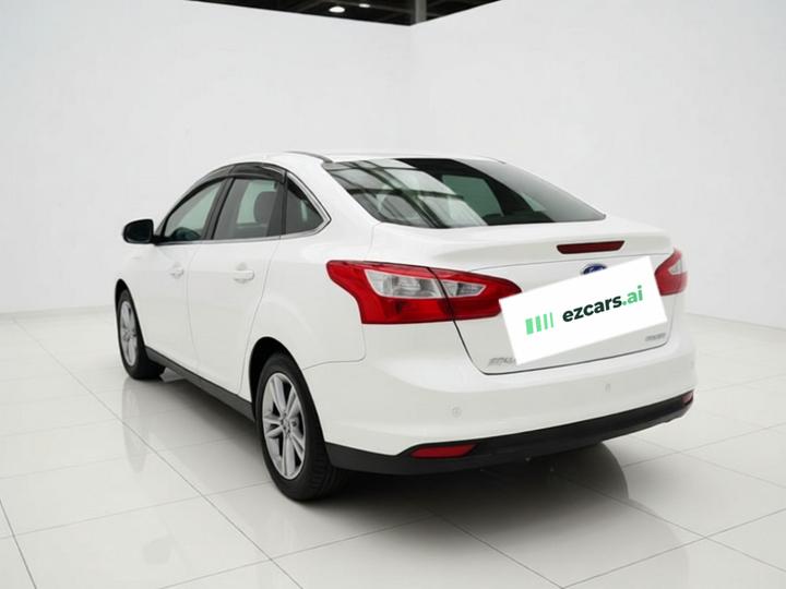 Focus 2012 Sedan 1.6L AT photo 4