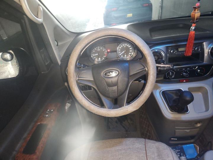 Refine M3 2019 1.6L Luxury photo 7