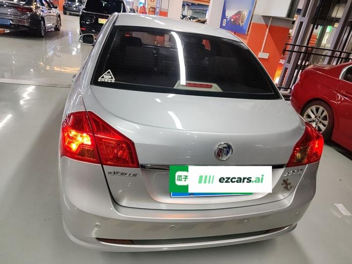 Excelle 2015 1.5L AT Exclusive photo 3