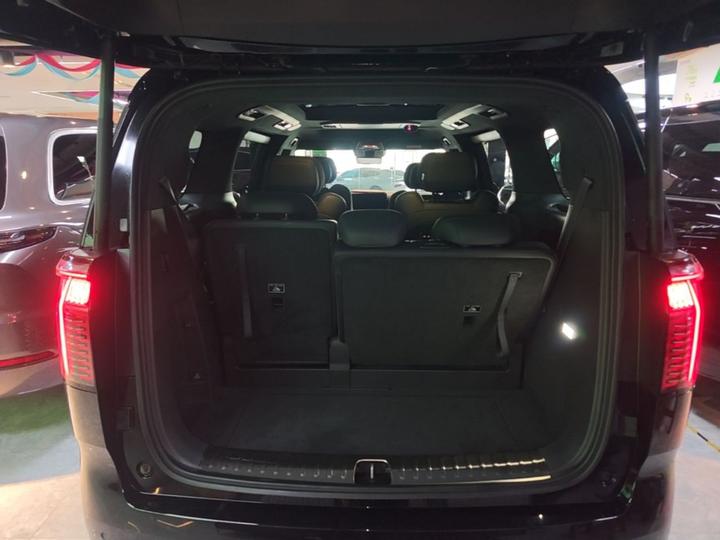 009 2024 7-Seater AWD 108kWh photo 8