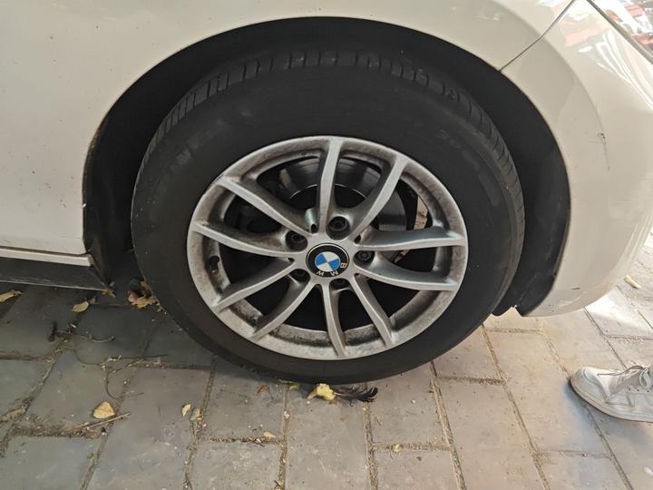 2 Series Imported 2015 218i photo 8
