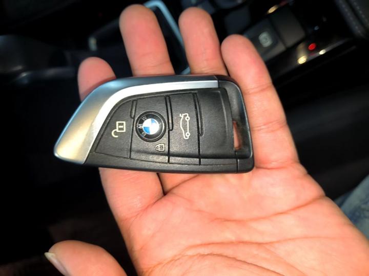 1 Series 2018 118i Sport photo 8