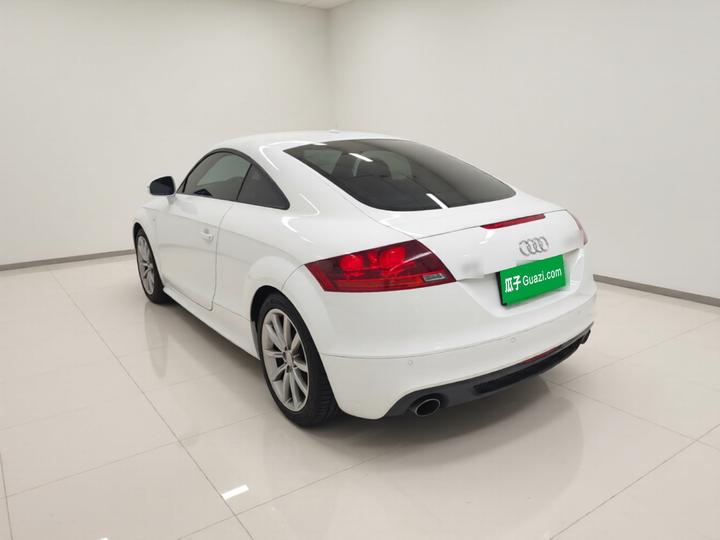 TT 2013 TT Coupe 45 TFSI photo 4