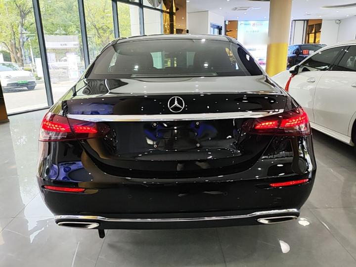 E-Class 2023 Facelift E 260 L photo 3