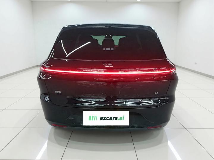 Li Auto L6 2025 Max Smart Refresh Edition photo 5