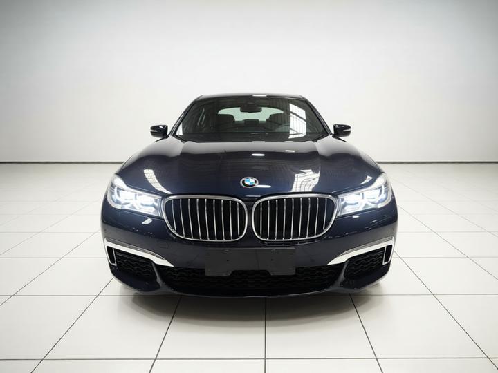7 Series 2018 730Li Leading M Sport Package photo 2