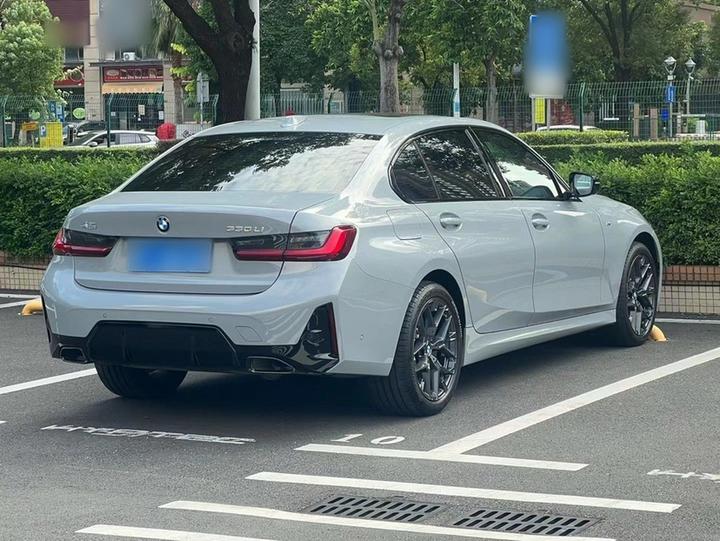 3 Series 2026 330Li M M Sport Night Package photo 6