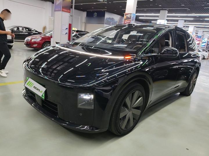 Li Auto i8 2025 Standard