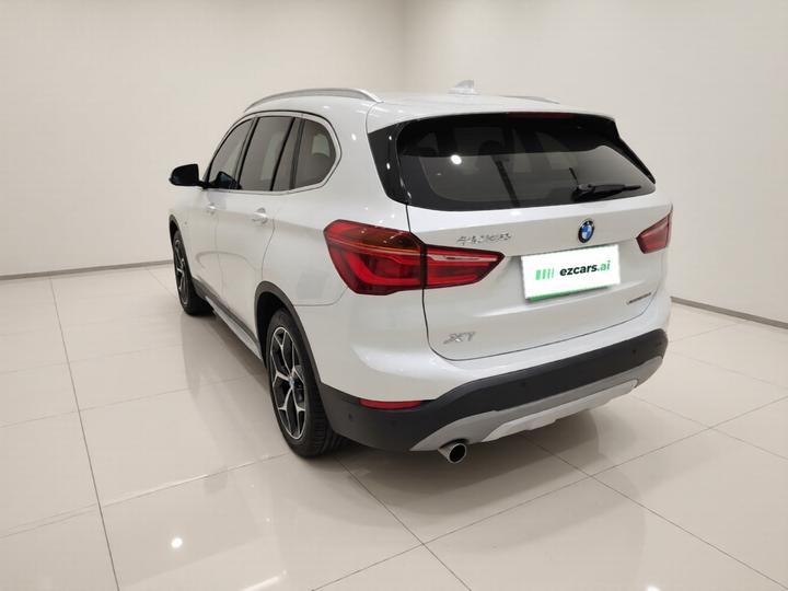 X1 2019 sDrive18Li Exclusive photo 4