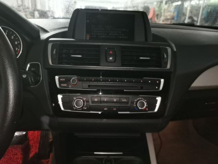 1 Series Imported 2016 118i Leading photo 8