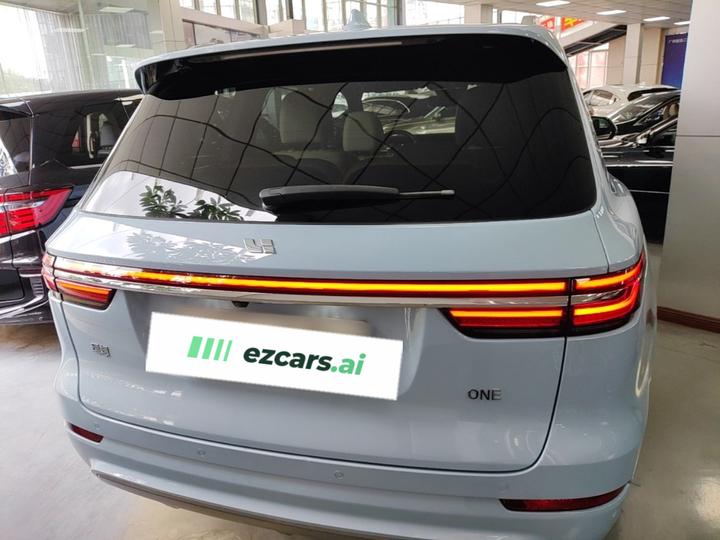 Li Auto ONE 2020 EREV 6-Seater photo 3