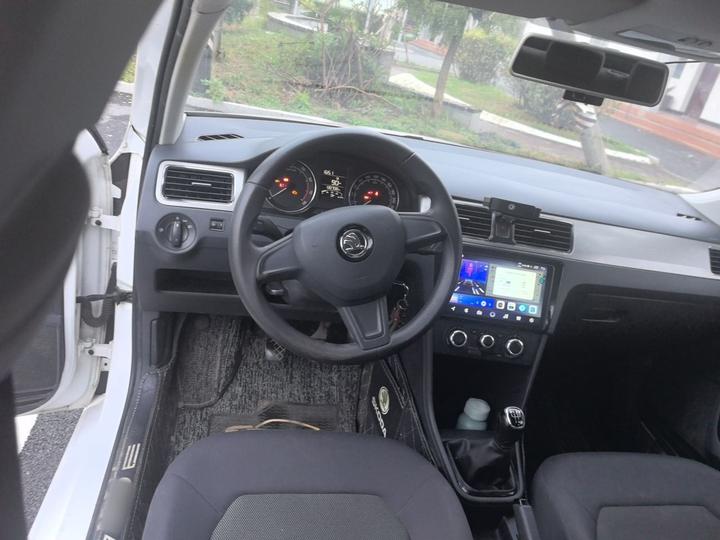 Rapid Spaceback 2016 Facelift 1.6L MT photo 7