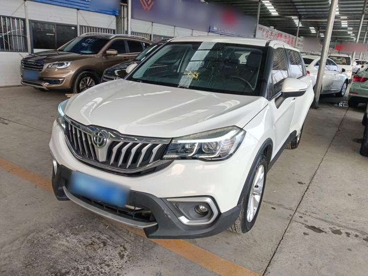 Zhonghua V3 2017 1.5L MT Smart