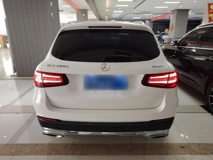 GLC 2019 GLC 200 L 4MATIC photo 3