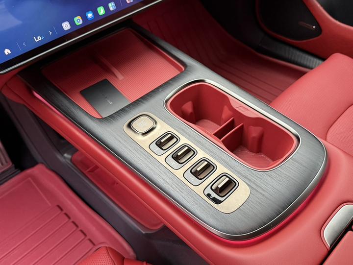 Xiaomi SU7 2024 AWD Extended Range High-end ADAS Max photo 5