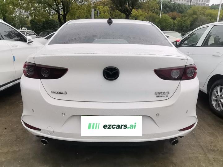 3 Axela 2021 2.0L AT photo 5