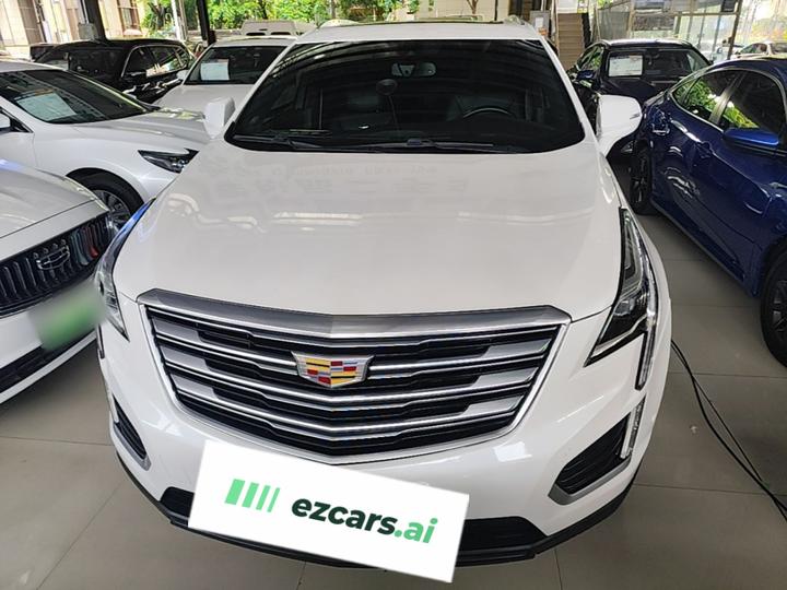 XT5 2018 28E AWD Leading photo 2