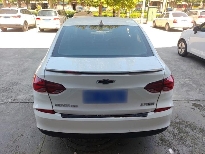 Cruze 2022 320 AT photo 3