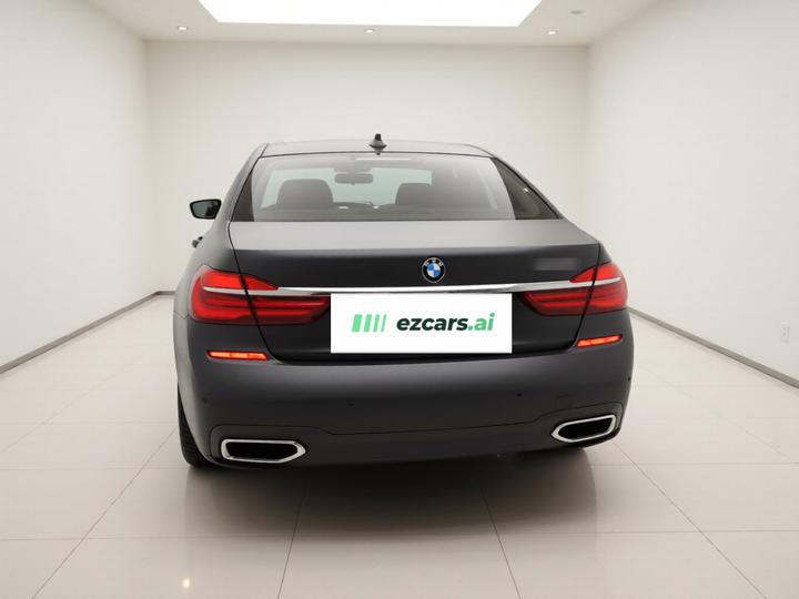 7 Series 2018 740Li Leading M Sport Package photo 5