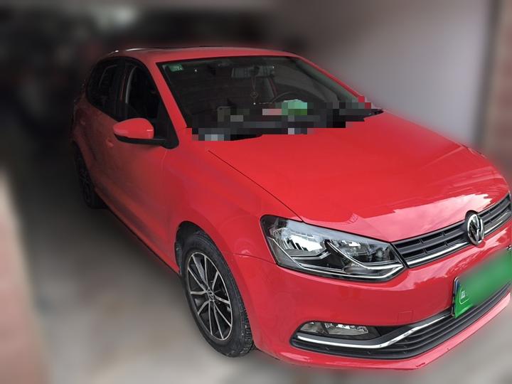 Polo 2016 1.6L AT Comfort photo 3