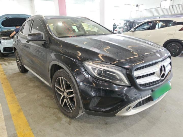 GLA 2016 GLA 220 4MATIC Fashion photo 3