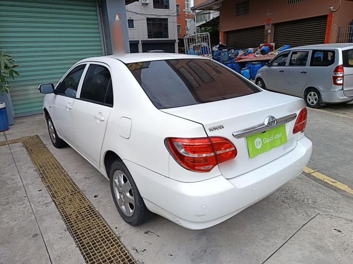 2013 1.6L AT Excellence photo 4