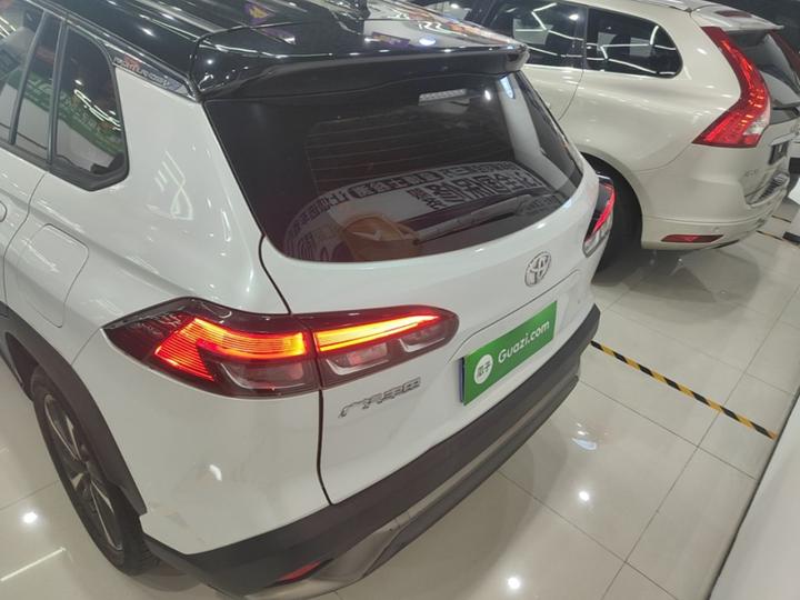 Frontlander 2022 2.0L CVT Luxury PLUS photo 3