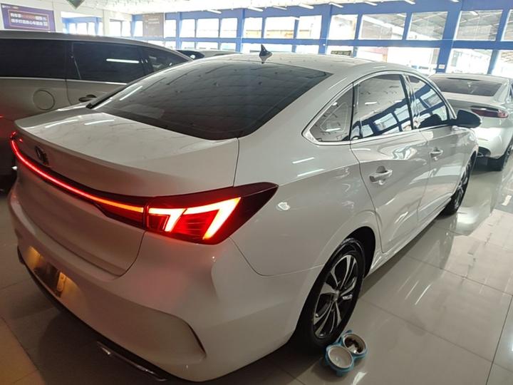 Eado 2022 PLUS NE 1.4T GDI DCT Premium photo 4