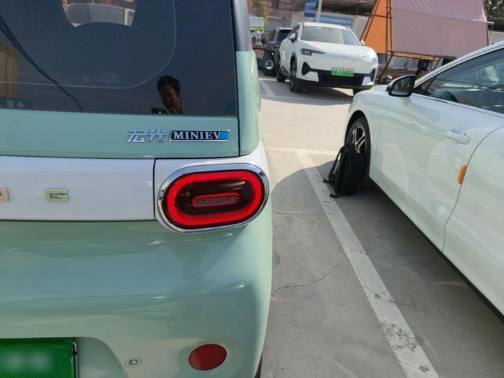 Hongguang MINIEV 2024 3rd Gen 215km Advanced photo 7