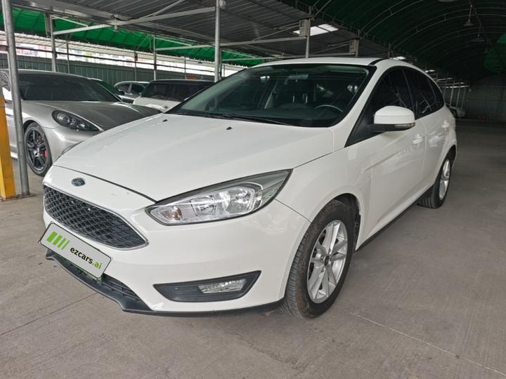 Focus 2018 Hatchback Classic 1.6L AT Fashion