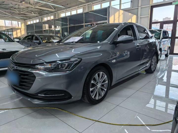 Cruze 2022 320 AT