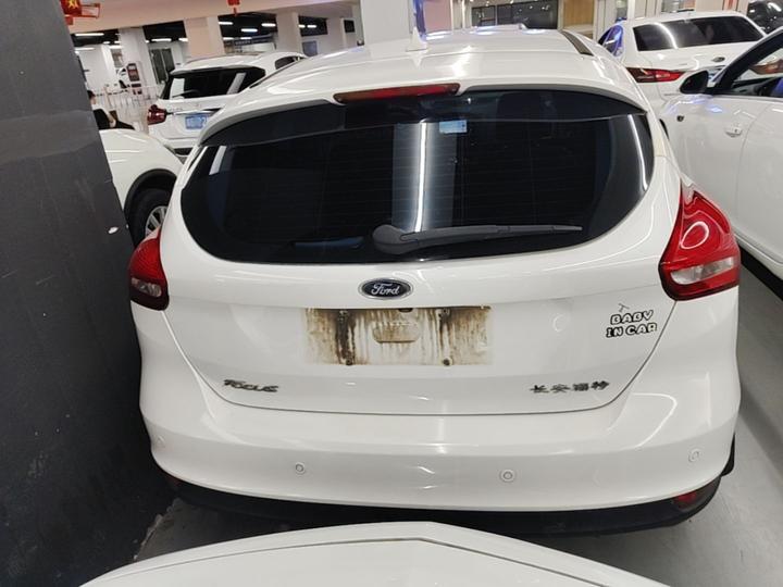 Focus 2017 Hatchback 1.6L AT Fashion photo 3