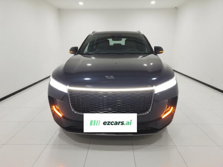 Li Auto ONE 2021 EREV 6-Seater photo 2
